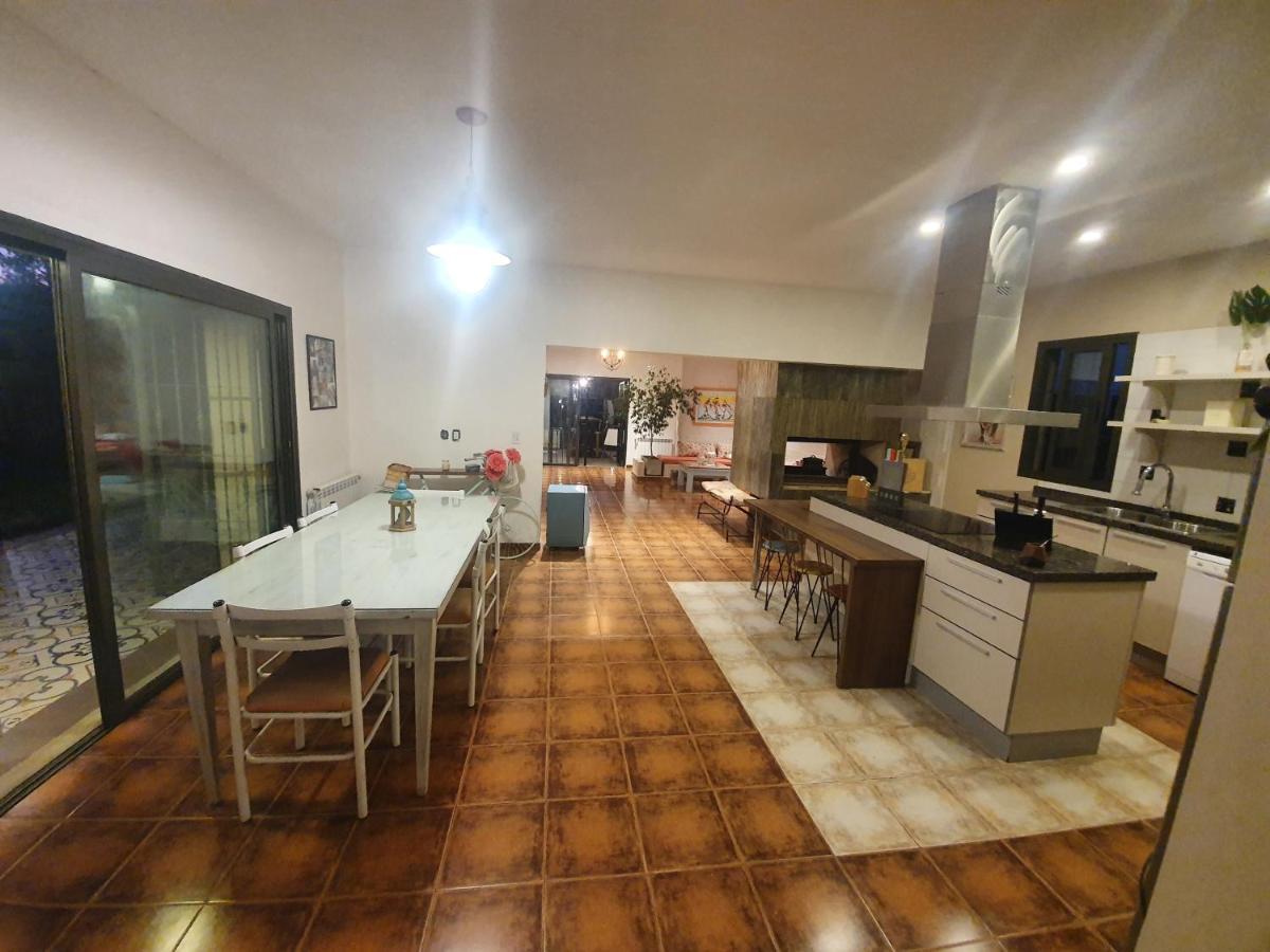 Lujan de Cuyo Casa Al Pie De Los Andes מראה חיצוני תמונה